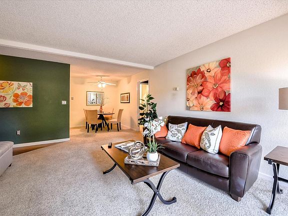 5th image of 275 Tradewinds Dr APT 4