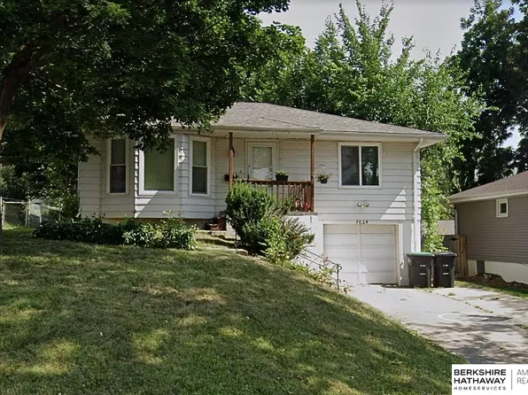 7034 Western Ave, Omaha, NE 68132