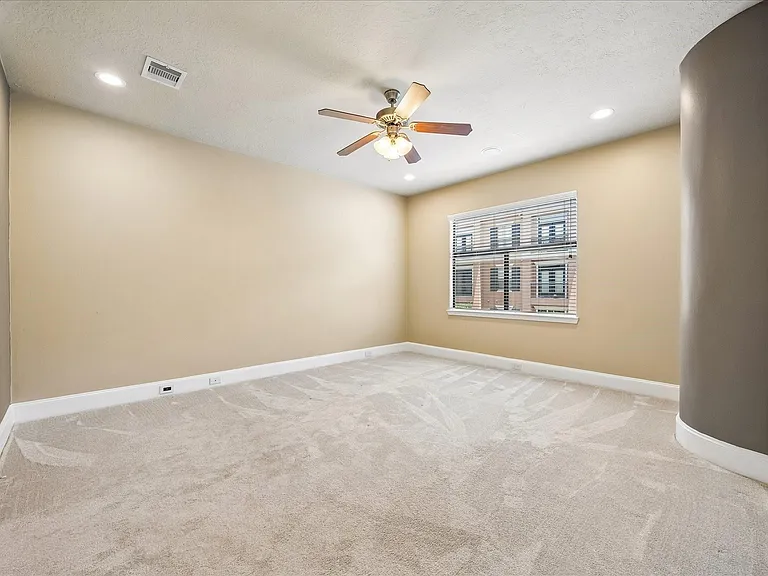 405 Jackson Hill St — Photo 10