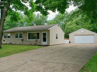 3820 Hoffman Dr, Sandusky, OH
