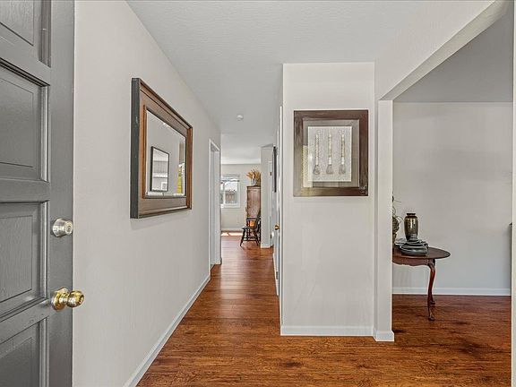 4th image of 265-267 Andsbury Ave