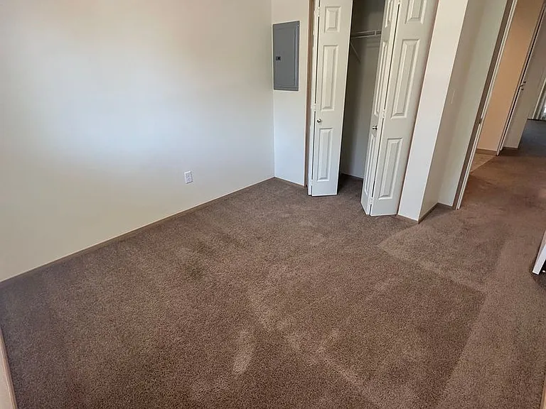 Willow Glen Apartments — Photo 7