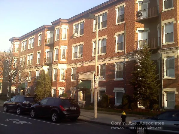 5 Barrows St, Allston, MA