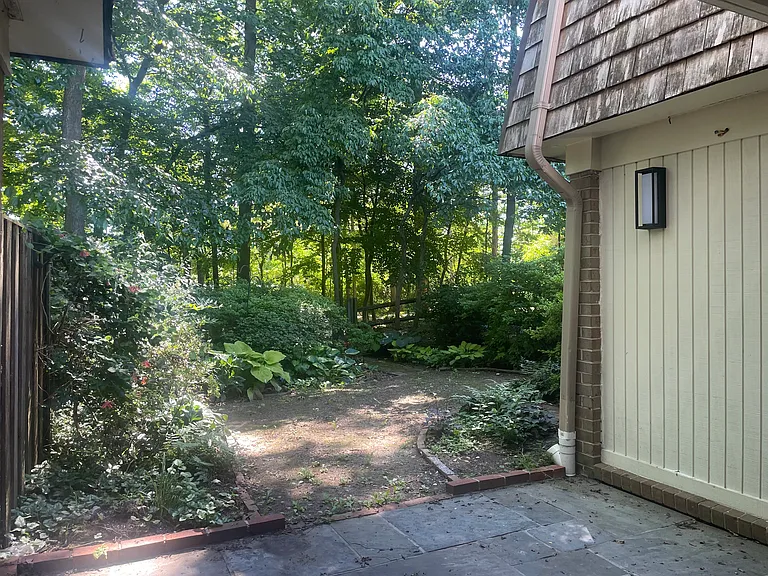19002 Stedwick Dr — Photo 38