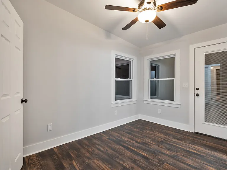 514 Drake Ave — Photo 18