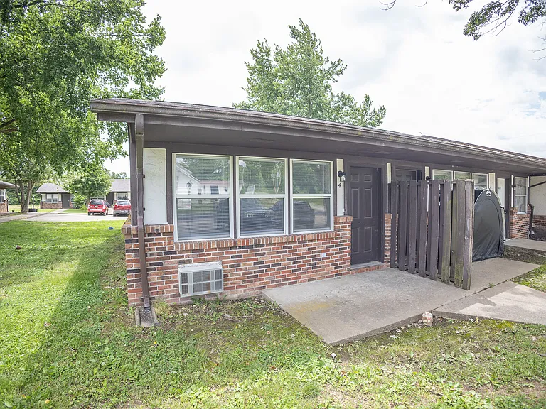 4819 Marion St — Photo 14