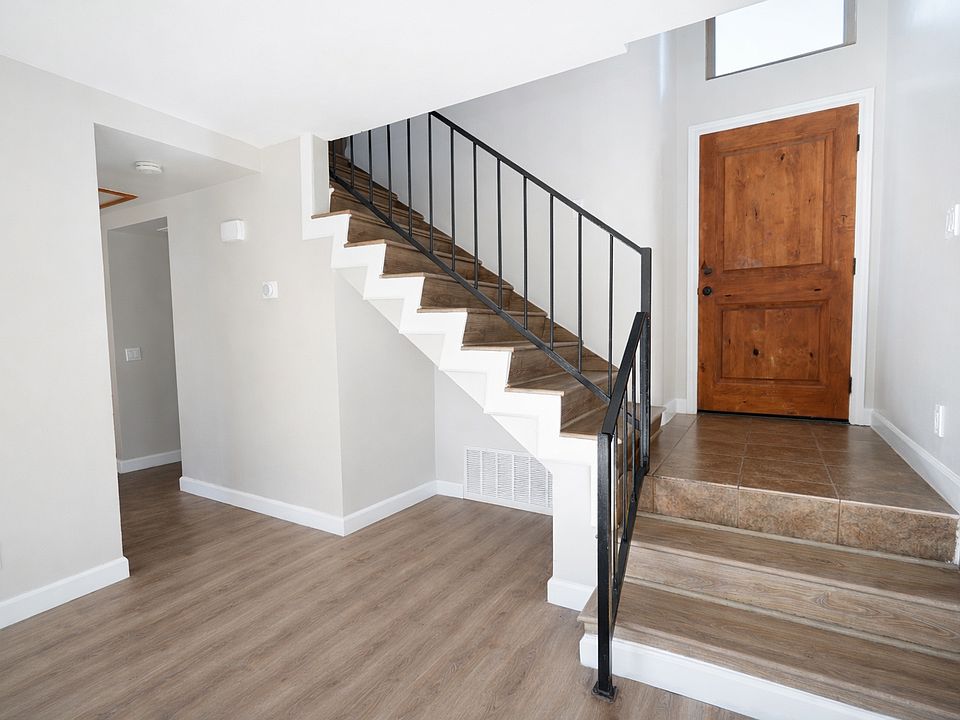 1st image of 1112 S Cypress Ave APT 34