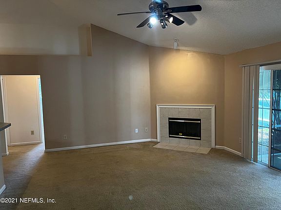 2nd image of 12418 Richards Glen Ct