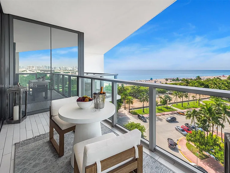 2201 Collins Ave #814 — Photo 30