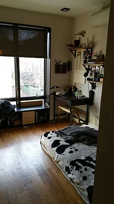 Rented by Premier Metro Realty Corp | media 59