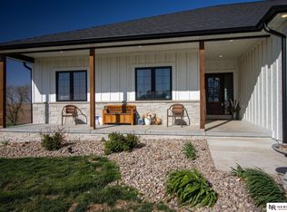 594 County Road 900, Friend, NE 68359