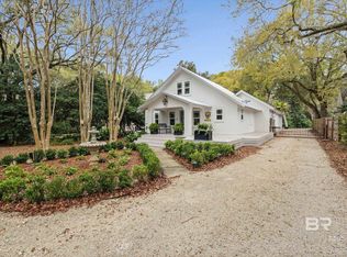 653 Fairhope Ave, Fairhope, AL 36532