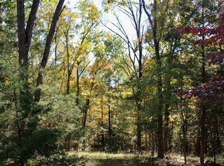 1 Mundell Rd #1, Eureka Springs, AR 72631