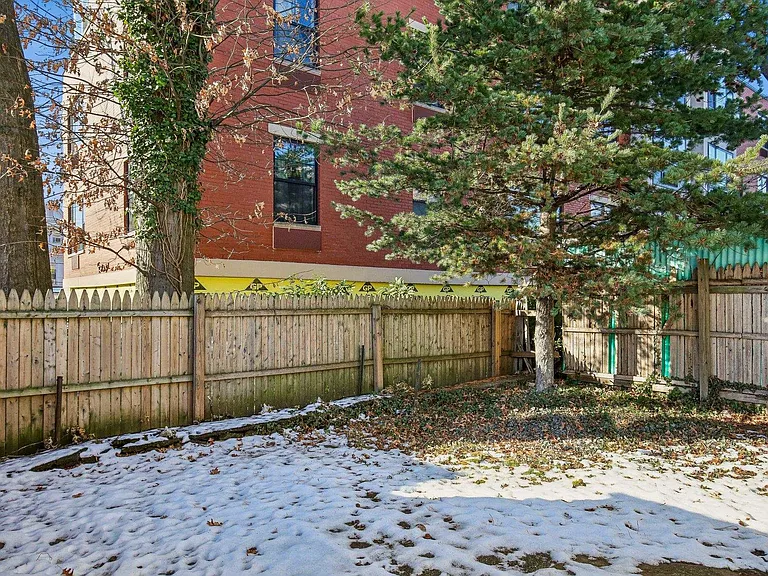 4 Lincoln Pl — Photo 36