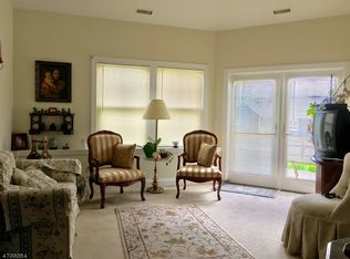 2 Brent Pl, Succasunna, NJ 07876