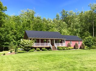 6630 Lake Bluff Rd, North Rose, NY 14516