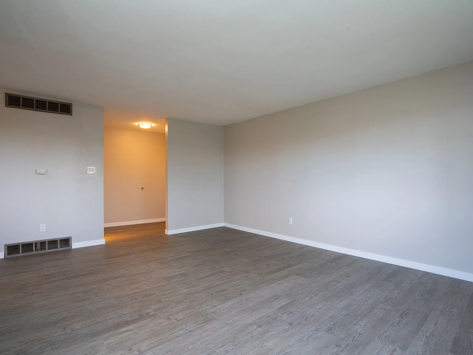 Meadows Apts. - 7760 — Photo 3