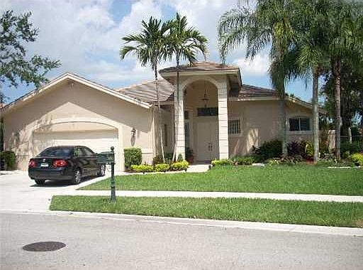 2nd image of 1406 Lantana Dr