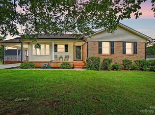 609 Lancer Ct NW, Concord, NC 28027