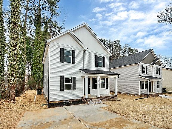 2nd image of 5524 Victoria Ave