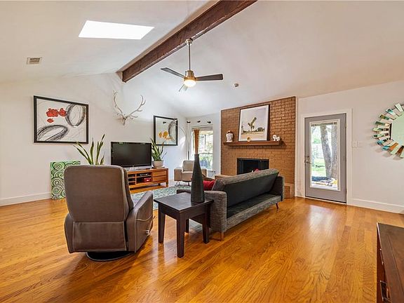 5th image of 6602 Wild Oak Cir