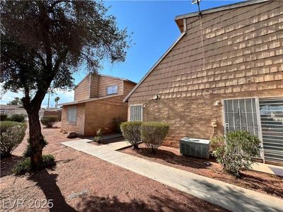 5165 Gray Ln APT C, Las Vegas, NV, 89119