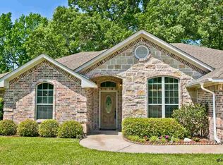 320 Rita Dr, Lindale, TX 75771