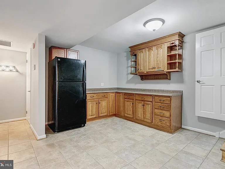 2108 48th St NW — Photo 36