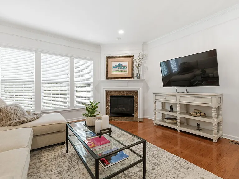 4953 Colchester Ct SE — Photo 38