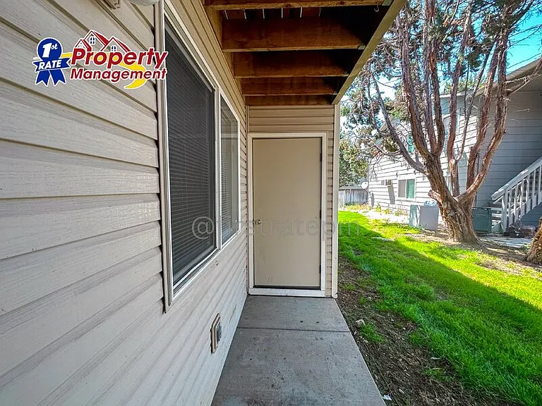 764 W Alden Dr — Photo 13