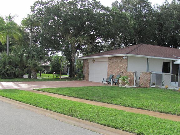 3rd image of 3145 Demaret Dr