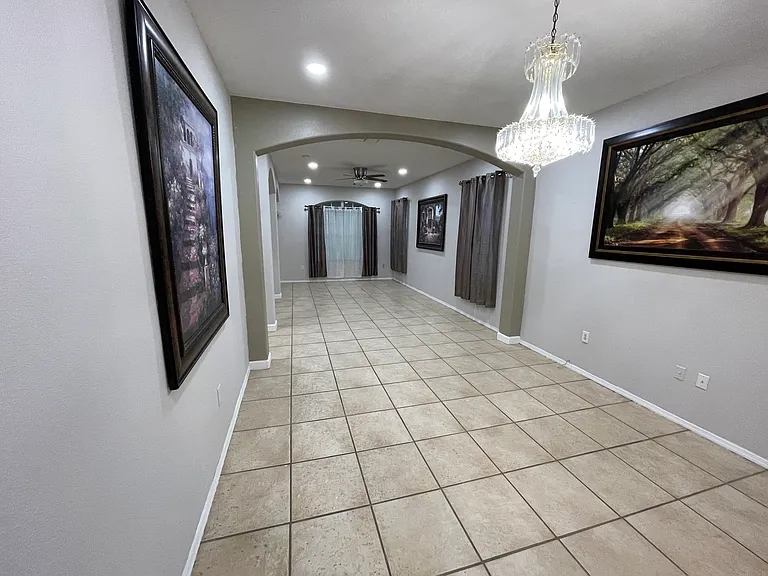 Bridgeview Cir — Photo 40