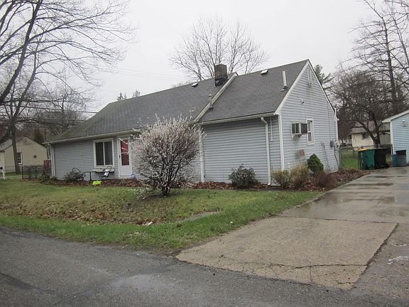2nd image of 28700 Independence St