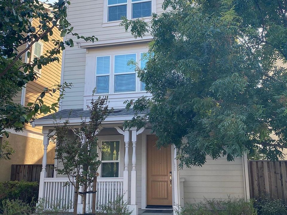 1st image of 735 N 11th St