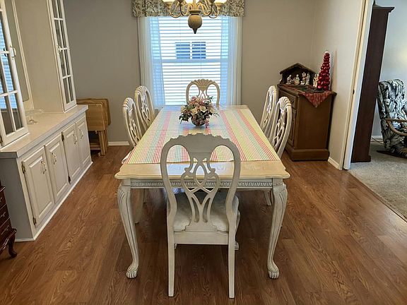 3rd image of 11321 Louisiana Dr #371
