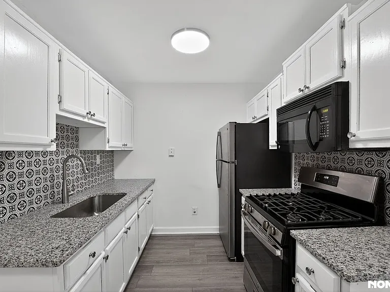 405 Fairburn Rd SW #124 — Photo 2