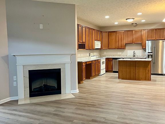 3rd image of 2636 Big Bear Ln