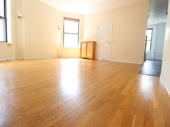2nd image of 929 W End Ave #7DD