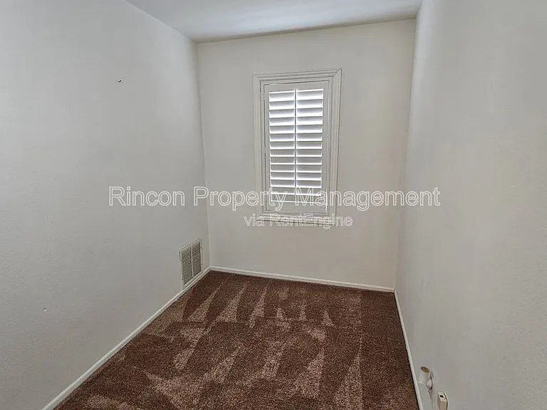 2632 Captains Ave — Photo 11