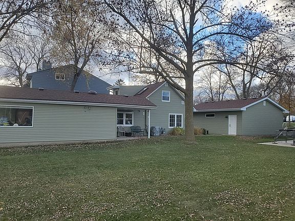 3rd image of 544 N Cogswell Dr
