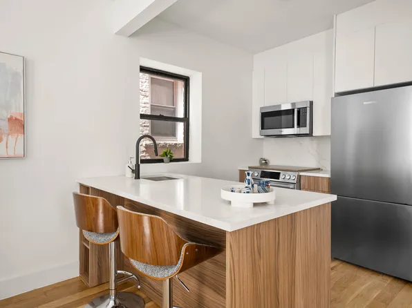 1474 Bushwick Avenue 2R image 2 of 7