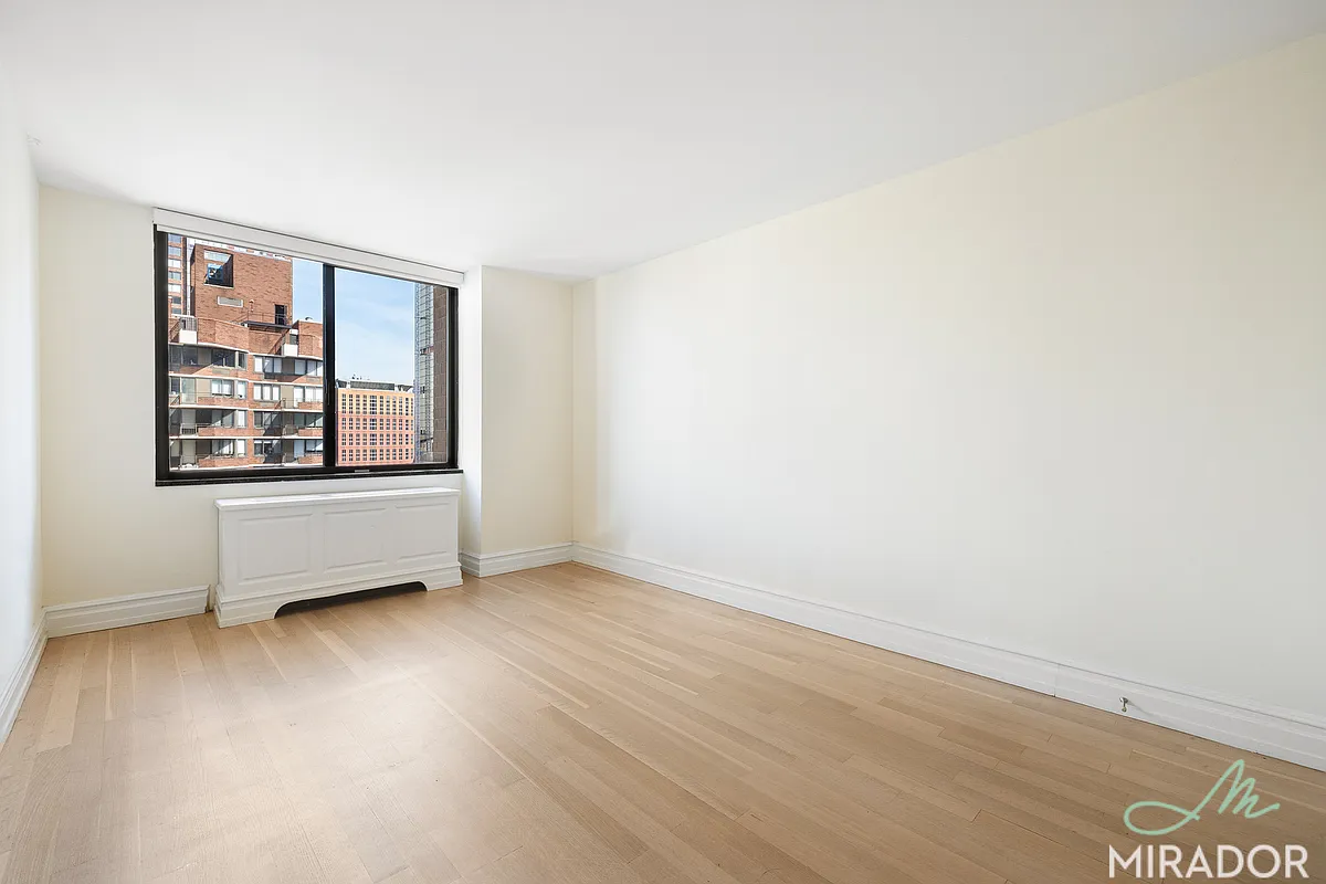 Building Photo - 145 W 67th St #30E
