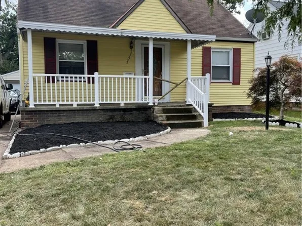 12405 Worthington Ave, Cleveland, OH 44111