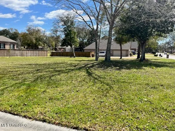 Jordan Dr, Biloxi, MS 39531