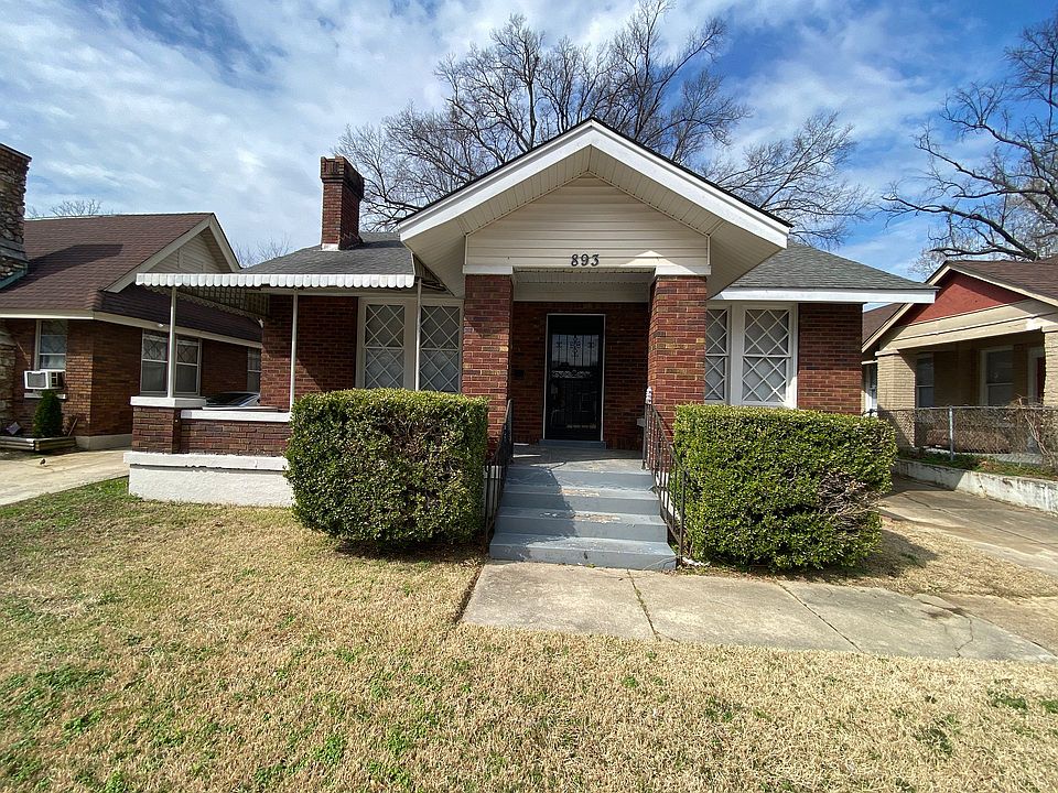 1st image of 893 N Willett St
