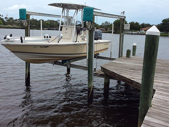 7,000# Aluminum Boatlift