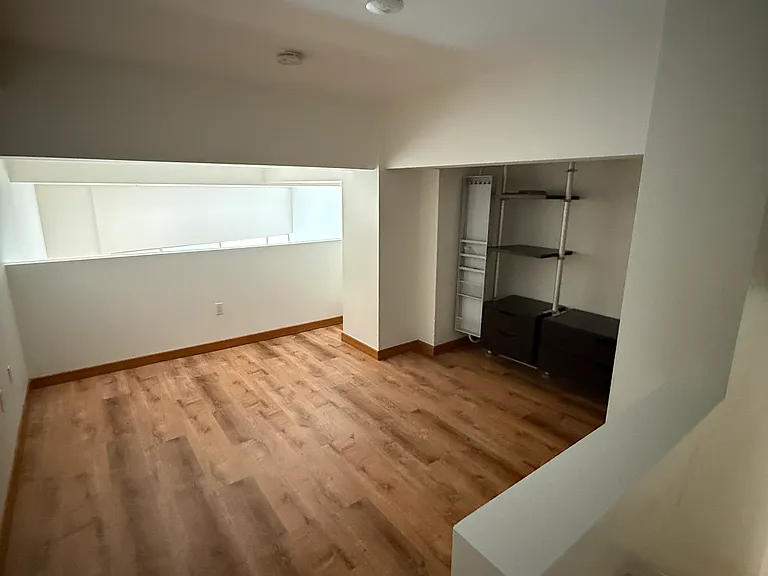 290 Pleasant St #312 — Photo 3