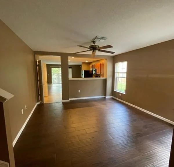 10934 Johanna Ave — Photo 11