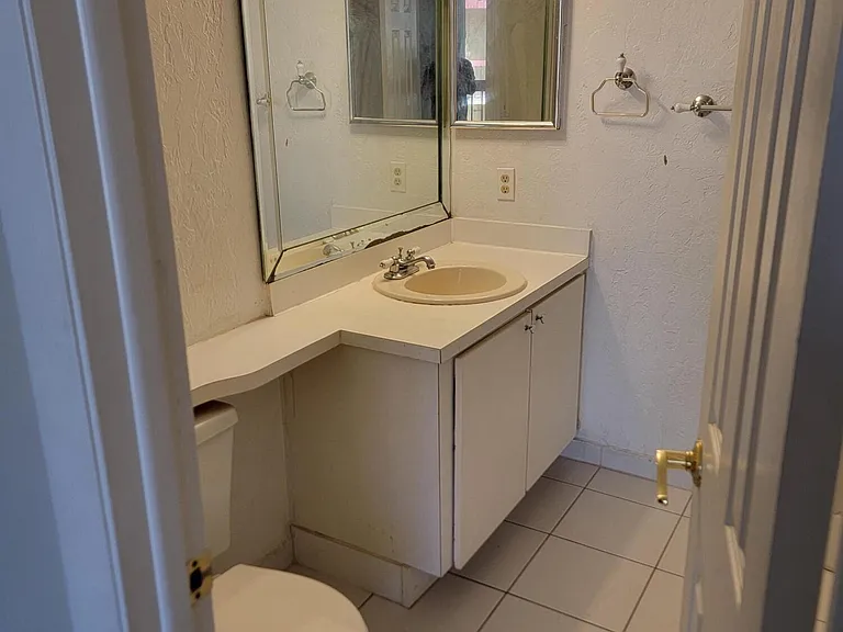 791 SE 1st Way #74 — Photo 28