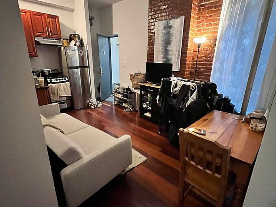 1st image of 350 E 67th St APT 12